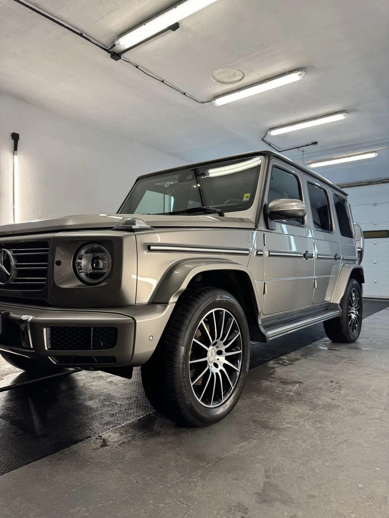 Mercedes klasy G po detailingu